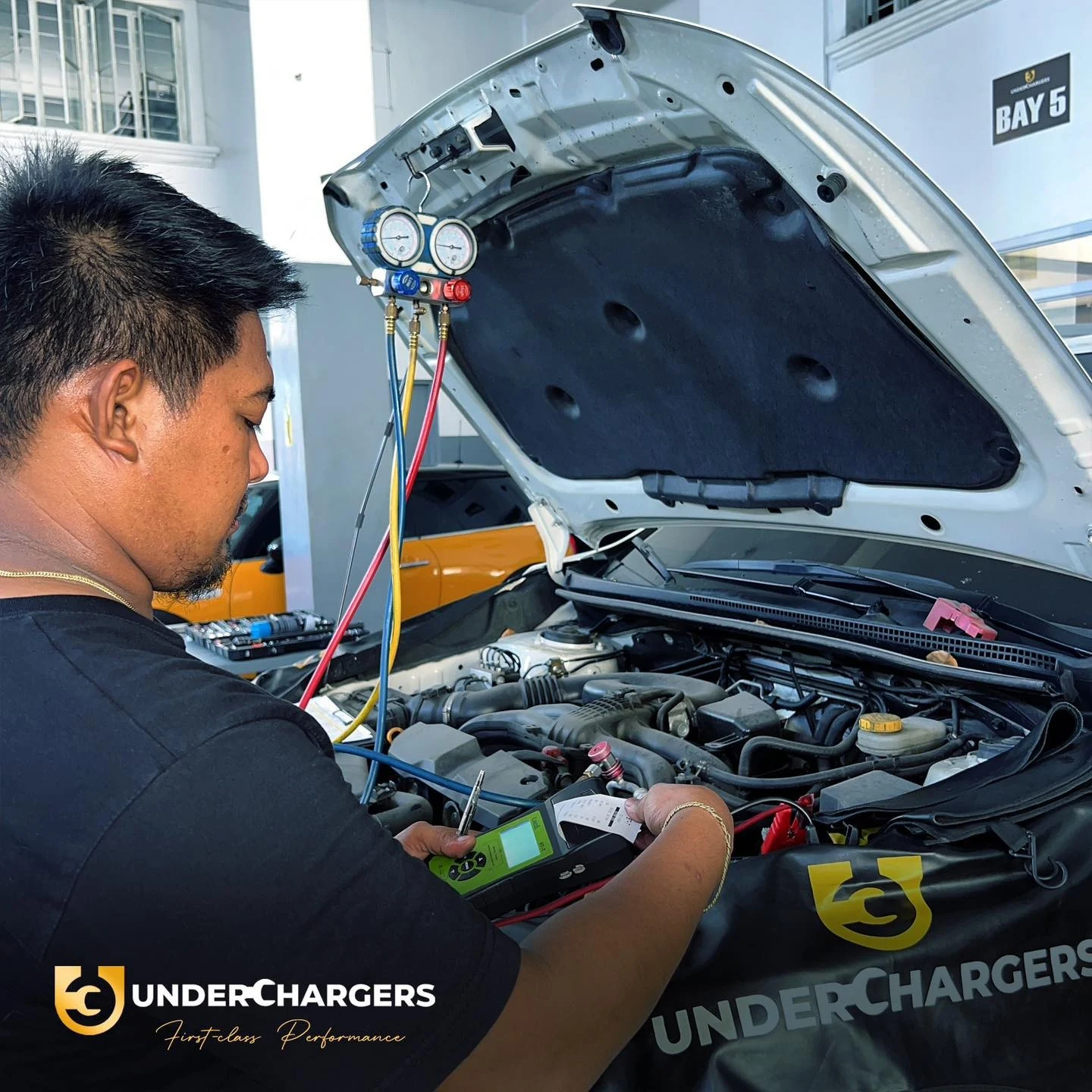 Car air conditioning service at Underchargers